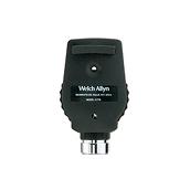 กล้องส่องตรวจในตาแบบมาตรฐาน Welch Allyn 3.5 โวลต์ สีดำ มองจากฝั่งแพทย์ แสดงส่วนพักคิ้วที่สะดวกสบายและช่องสำหรับส่องดู