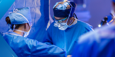 Ergonomía en el quirófano: protegiendo a los equipos de cuidado mientras cuidan a los pacientes