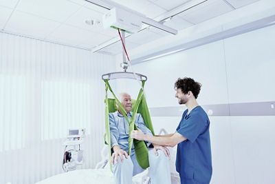 Patient in Overhead lift  