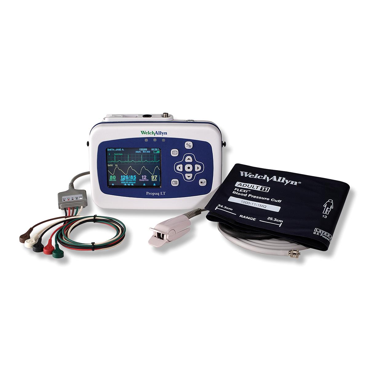 Monitor Welch Allyn Propaq LT z mocowaniem na 6 odprowadzeń i mankietem Welch Allyn FlexiPort do pomiaru ciśnienia krwi.