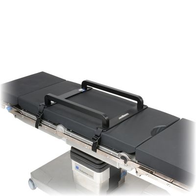 Allen 4-Post System Frame auf OP-Tisch, Schrägansicht