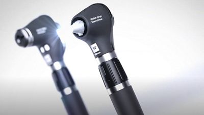 Welch Allyn® PanOptic™ Plus Ophthalmoscope and MacroView® Plus Otoscope