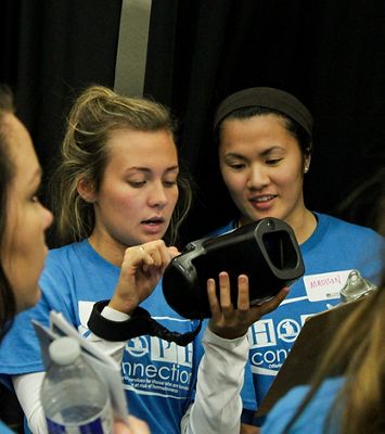 Nursing students from Missouri State University operating a Welch Allyn® Spot® Vision Screener.