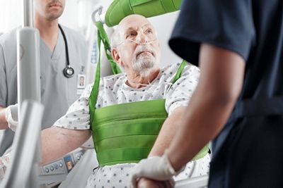 Patient with 2 nurses