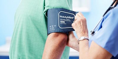 The Benefits Of Blood Pressure Monitors & Cuffs - Smart Clinix