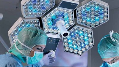 iLED 7 Surgical Light is shown at an angle